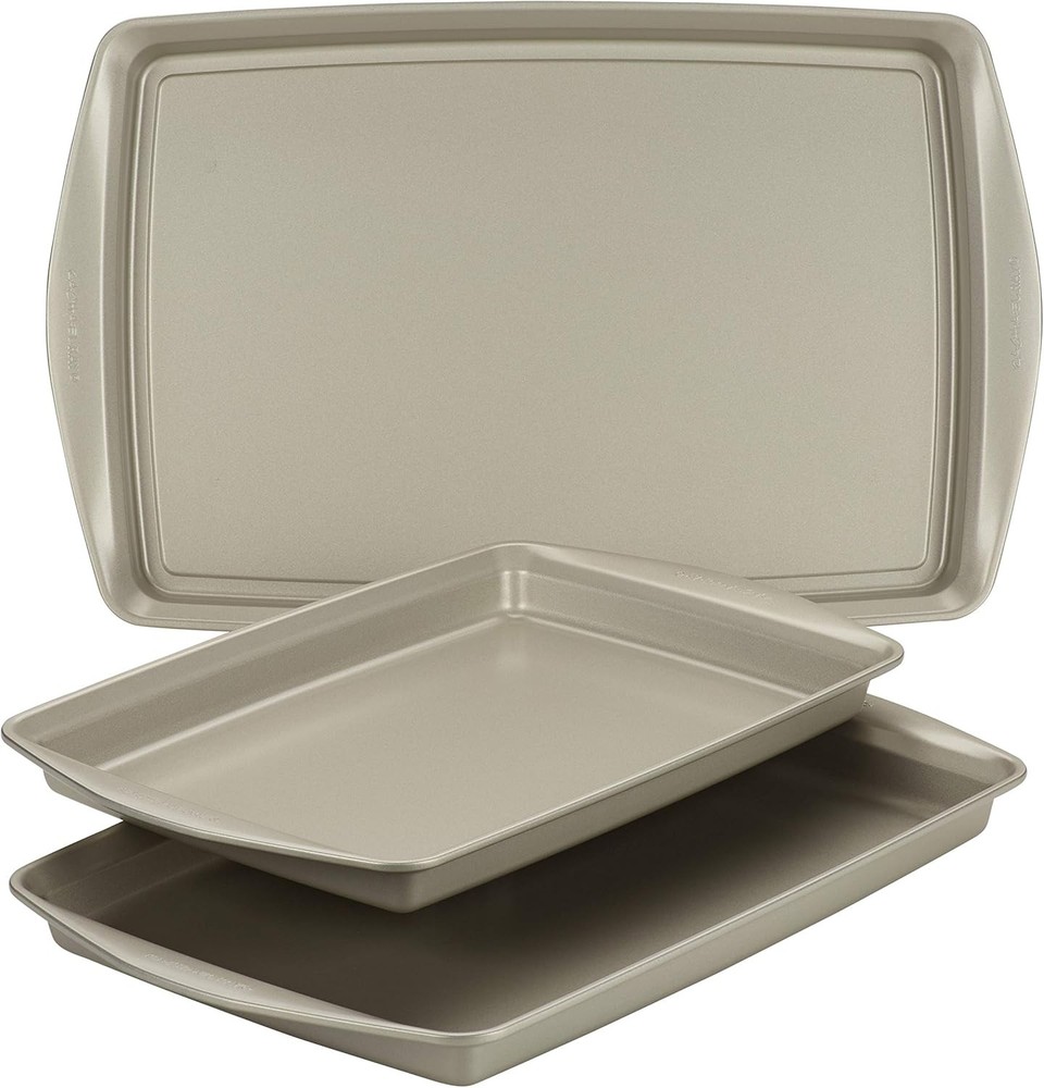 Nonstick Bakeware Set without Grips includes Nonstick Cookie Sheets / Baking