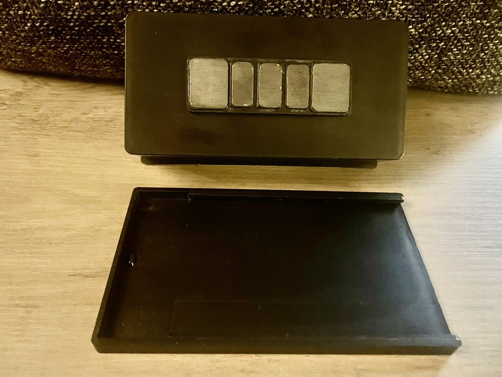 KATZCO - Hide A Key Box with magnetic bottom