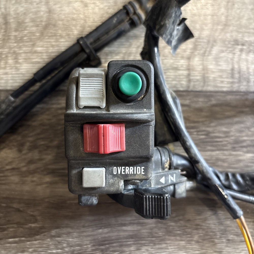 04-09 2004 KFX700 KFX 700 OEM Left Start Stop Lights Choke Start Switch Assembly