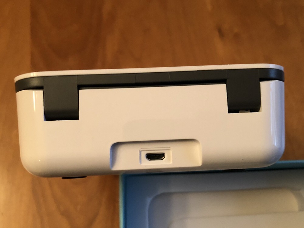 Multi-Function Mobile Phone UV Sterilizer w/ Aromatherapy Diffuser….. Open Box