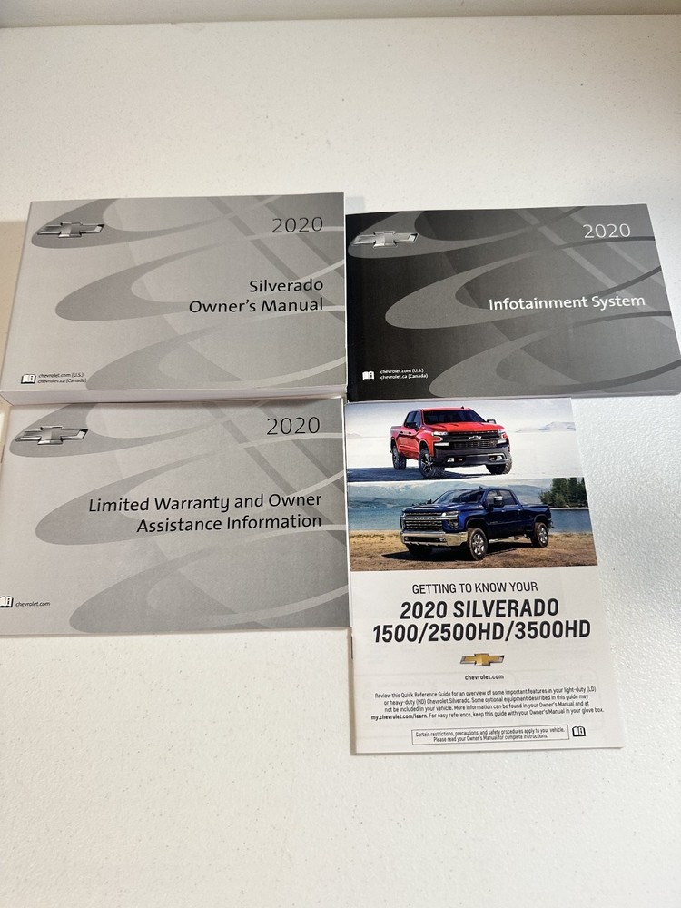 2020 Chevrolet Silverado Owner's Manual Set