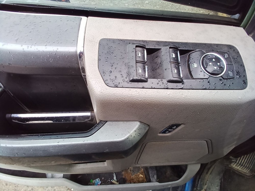 F150 2017 Battery Tray 12614055