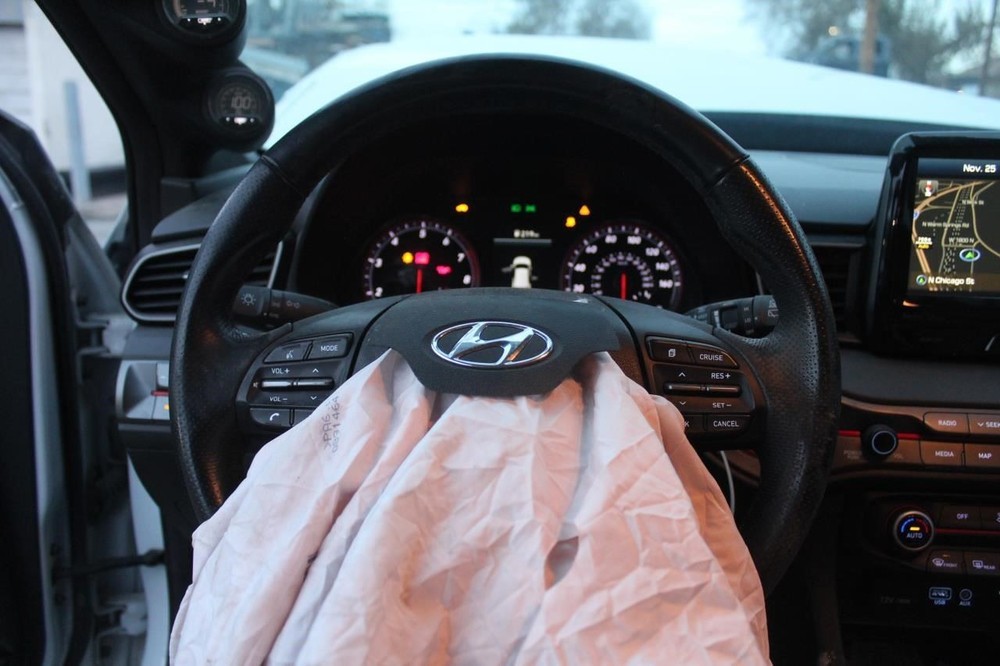Camera/Projector Camera Front Windshield Mounted Fits 19-20 VELOSTER 611533
