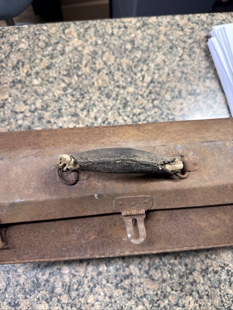 Vintage Merit Tools Hip Roof Tool Box