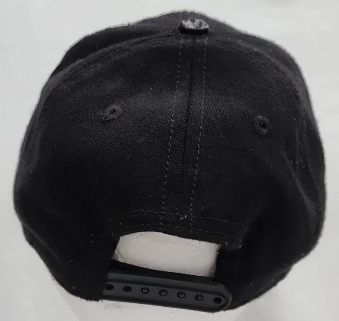 BATMAN Logo Embroidered Gray Black Snapback Hat Cap Batman Under Bill