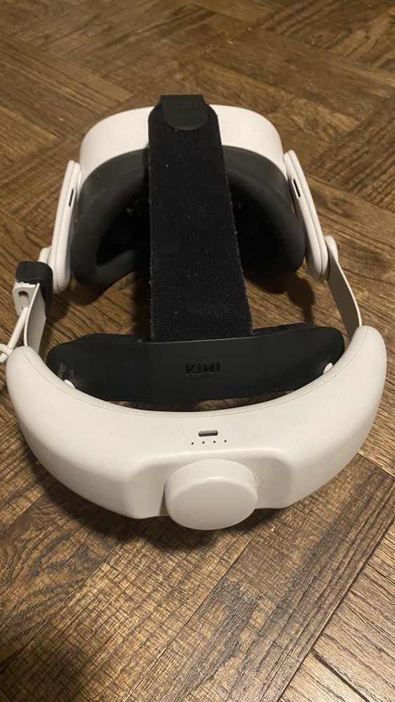 Meta Quest 3S Virtual Reality Headset with Battery Head Strap And Case