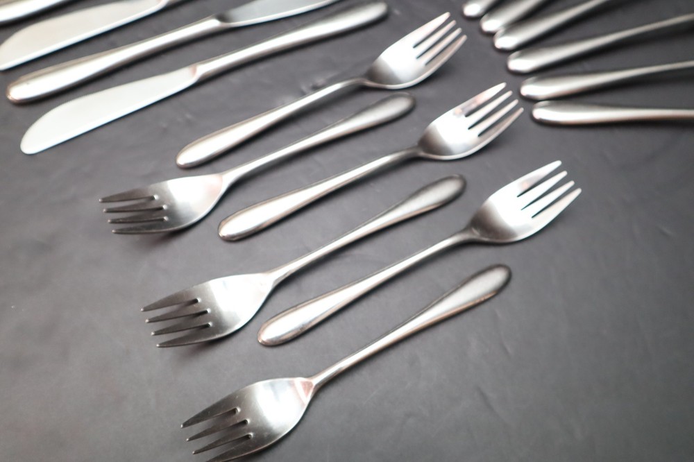 Washington Forge WF Stainless Flatware 30 Pc Set TEARDROP MCM Service for 6