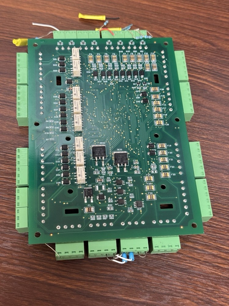 BOSCH API-AEC21-4WR Access Easy Controller 2.1 Reader Board - Wiegand