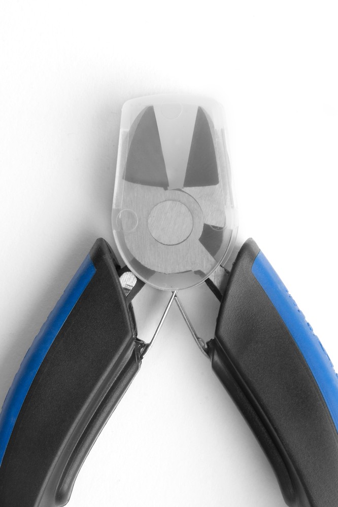 MusicNomad GRIP Cutter Premium String Cutter for All String Instruments (MN226)