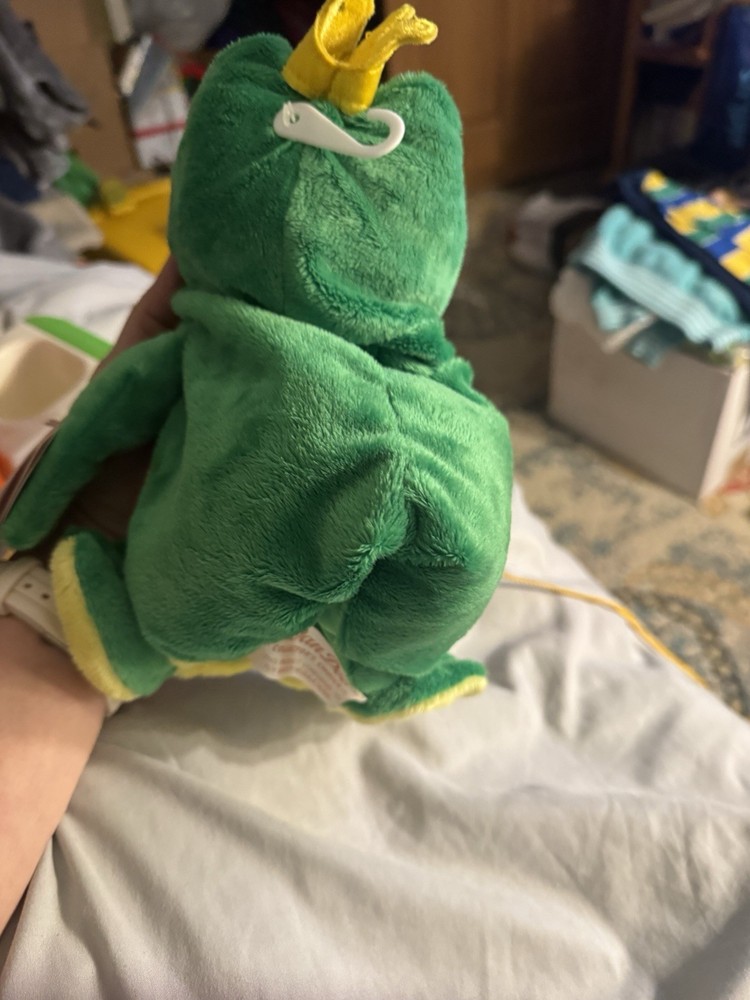 Dan Dee Frog Prince Green Plush Hand Puppet Plastic Eyes 10"