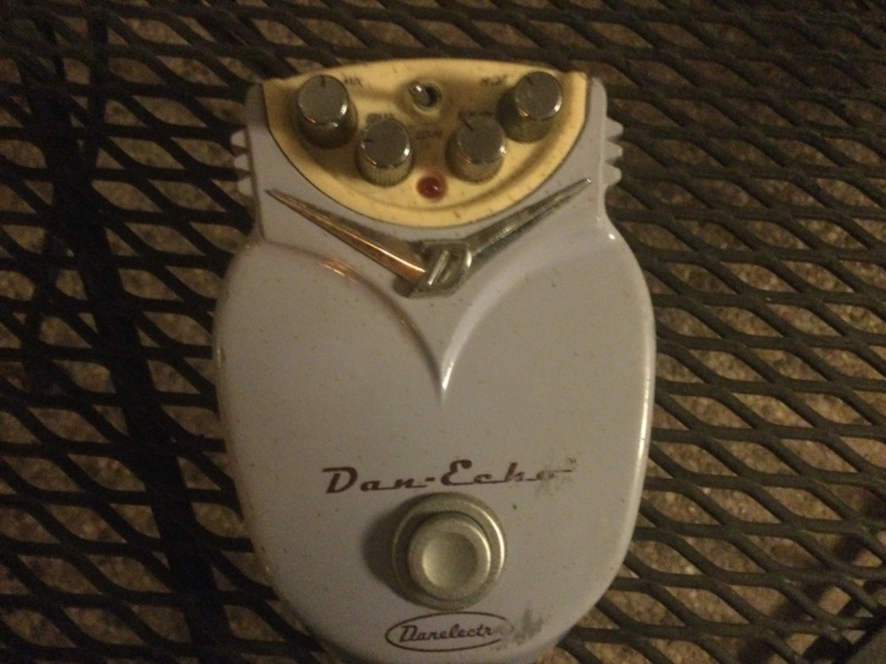 Dan-Echo Delay Pedal