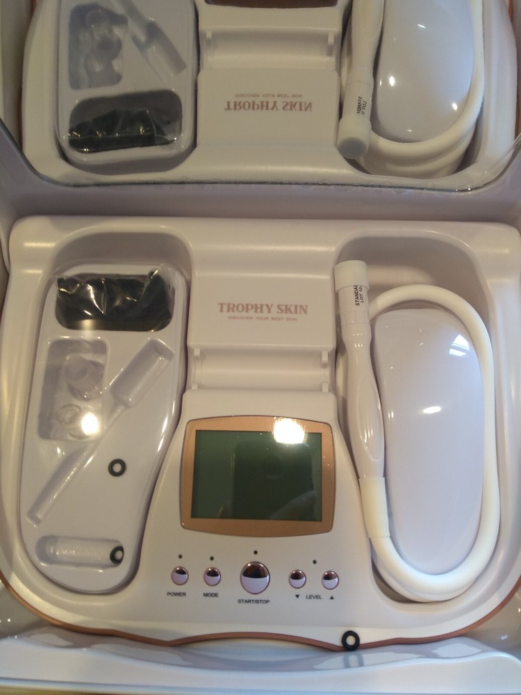 Trophy Skin Microderm MD TSMDD02 Microdermabrasion System White New Open box
