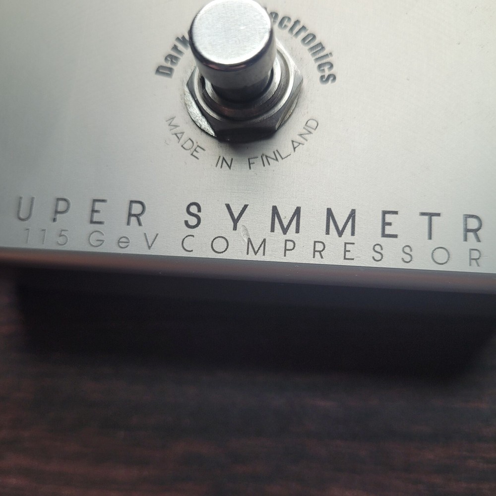 Darkglass Super Symmetry Compressor