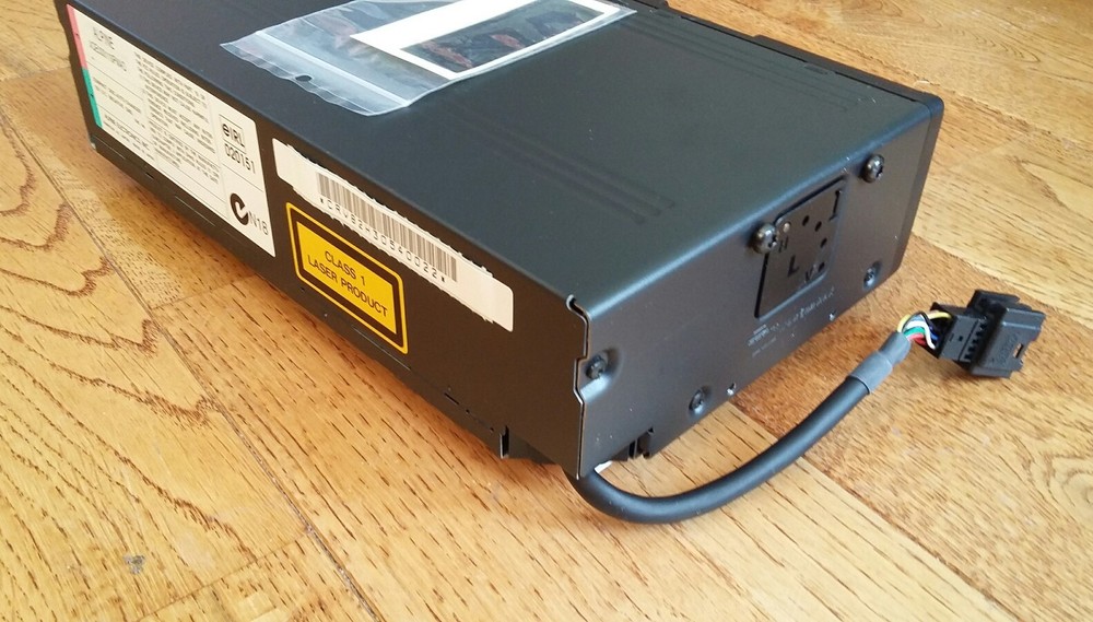 RANGE ROVER P38 CD CHANGER RANGE ROVER 6 DISC CHANGER NEW