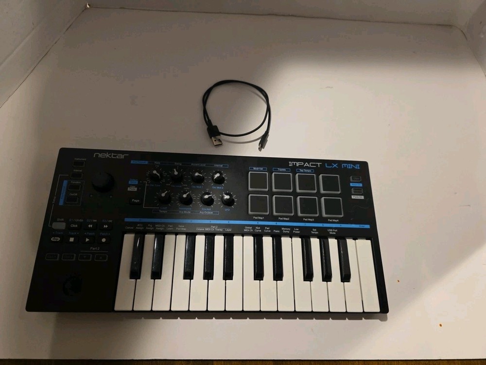 Nektar Impact LX Mini 25 Key Midi Keyboard