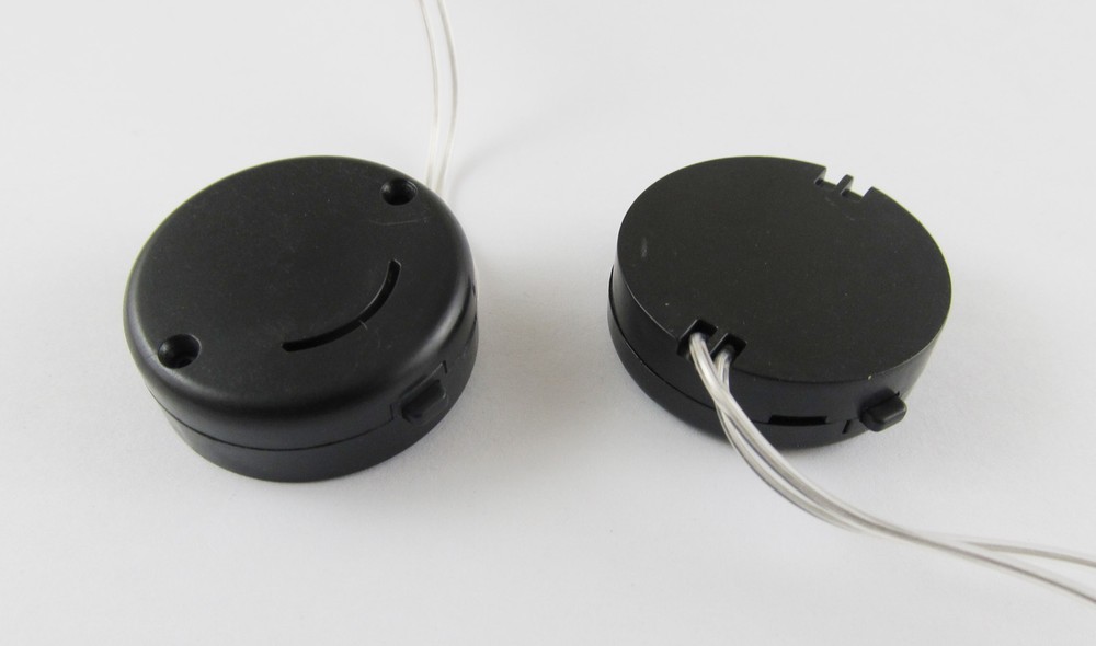 Black CR2032 X 2 Button Battery Holder Case Box Smile Flicker Flash String Light