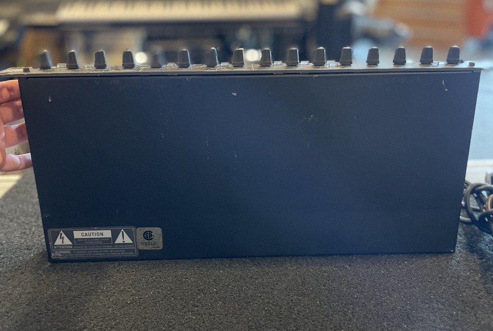 DBX 1074 Quad Noise Gate Dynamic Processor Rack Effect Unit w/ IEC Power Cable