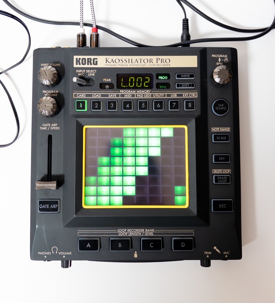 KORG KAOSSILATOR PRO Dynamic Phrase Synthesizer Sampler Tested w/ Adapter Japan