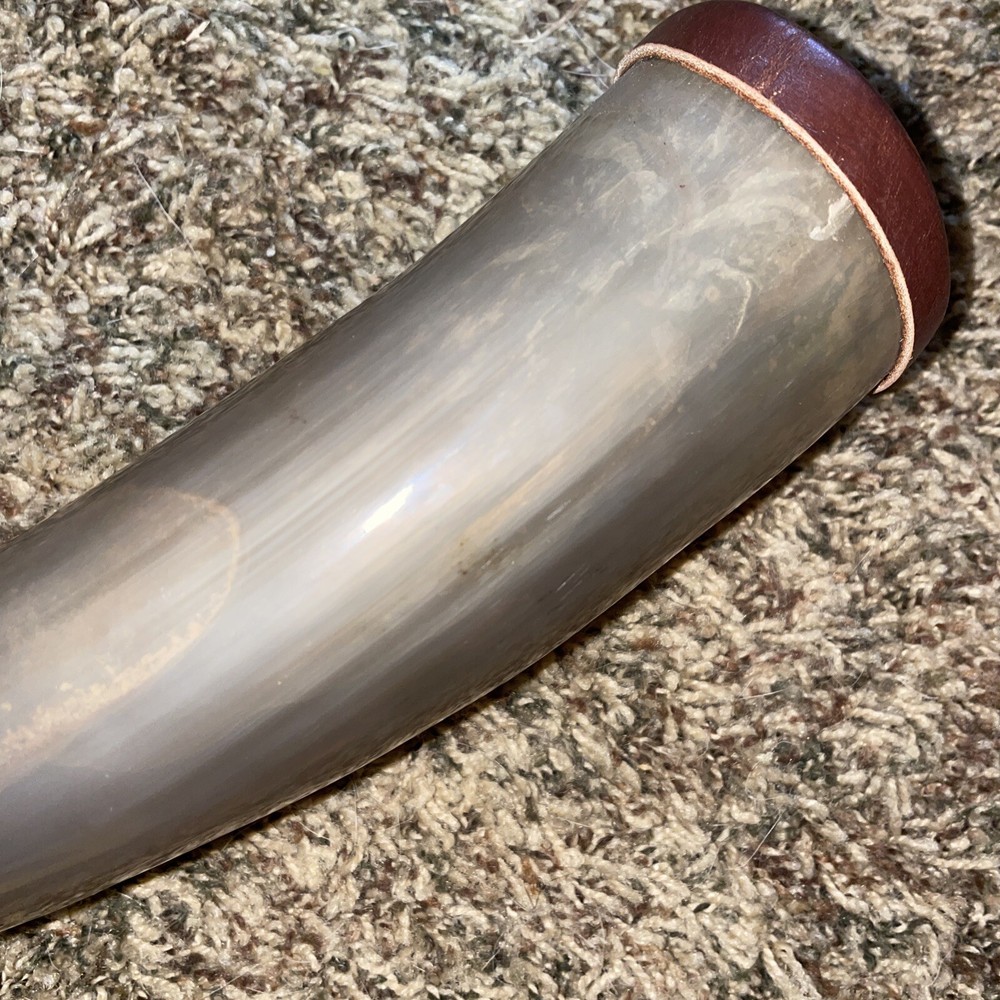 powder horn With Real Leather Without Caps Or Strap