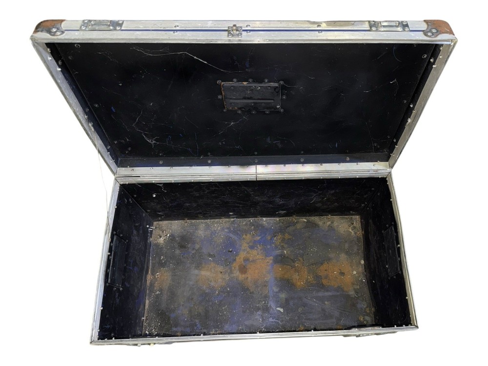 ATA Flight Road Case Blue Equipment Case Needs Latch Repair