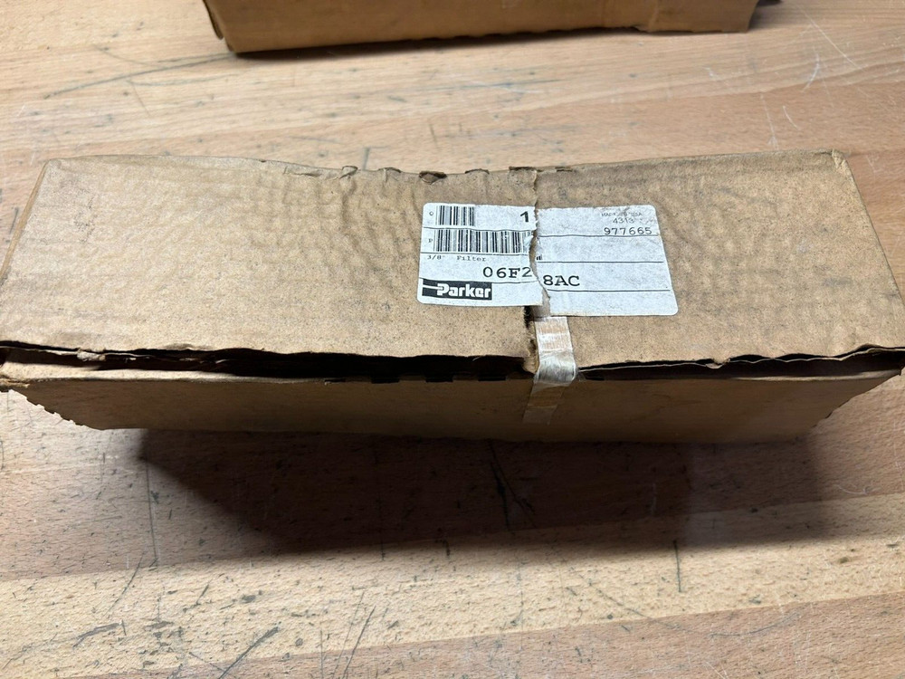 Parker 06F28AC Compressed Air Filter-NEW IN BOX
