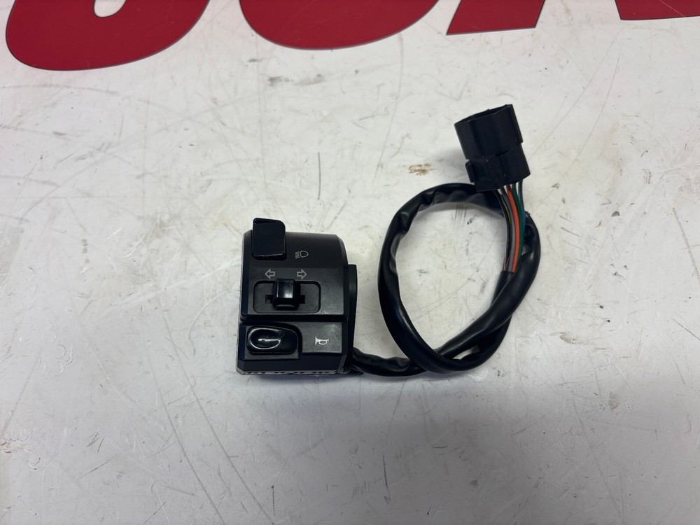 Ducati left handlebar switch 749 999 65140131A