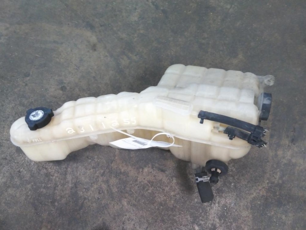 For 2019 FREIGHTLINER M2 106 RADIATOR OVERFLOW TANK ,  MD