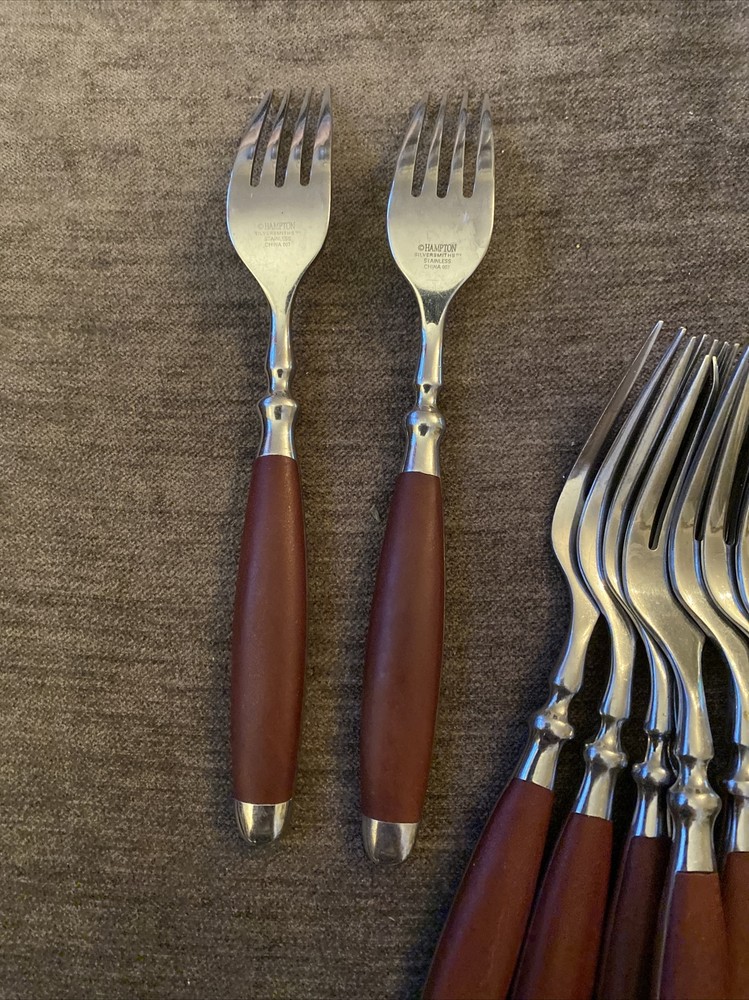 2! Dinner Forks! HAMPTON SILVERSMITHS HSV63 STAINLESS FLATWARE 4 Sets Ava