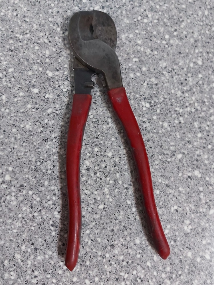 Klien Tools Cable Cutter 9.5" 63050 High Leverage