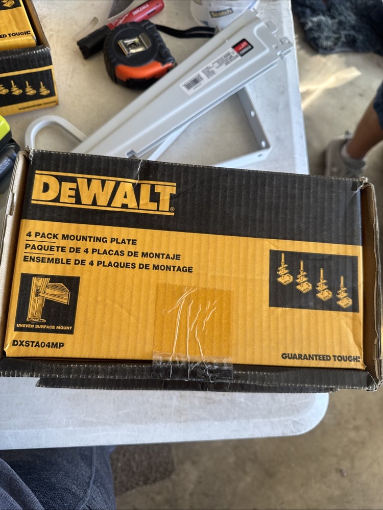 DEWALT Adjustable Leveling Floor Mounting Kit for DXST Storage Racks DXSTA04MP