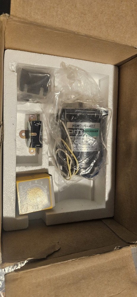 ORIENTAL MOTOR MSM206-402 SPEED CONTROL MOTOR W/ MSP302N SPEED CONTROLLER