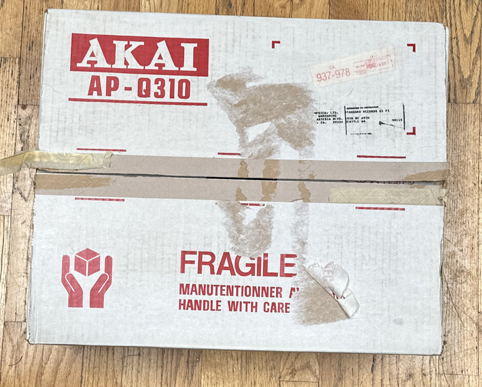 Akai AP-Q310 Turntable, Made In Japan, Includes Original Box