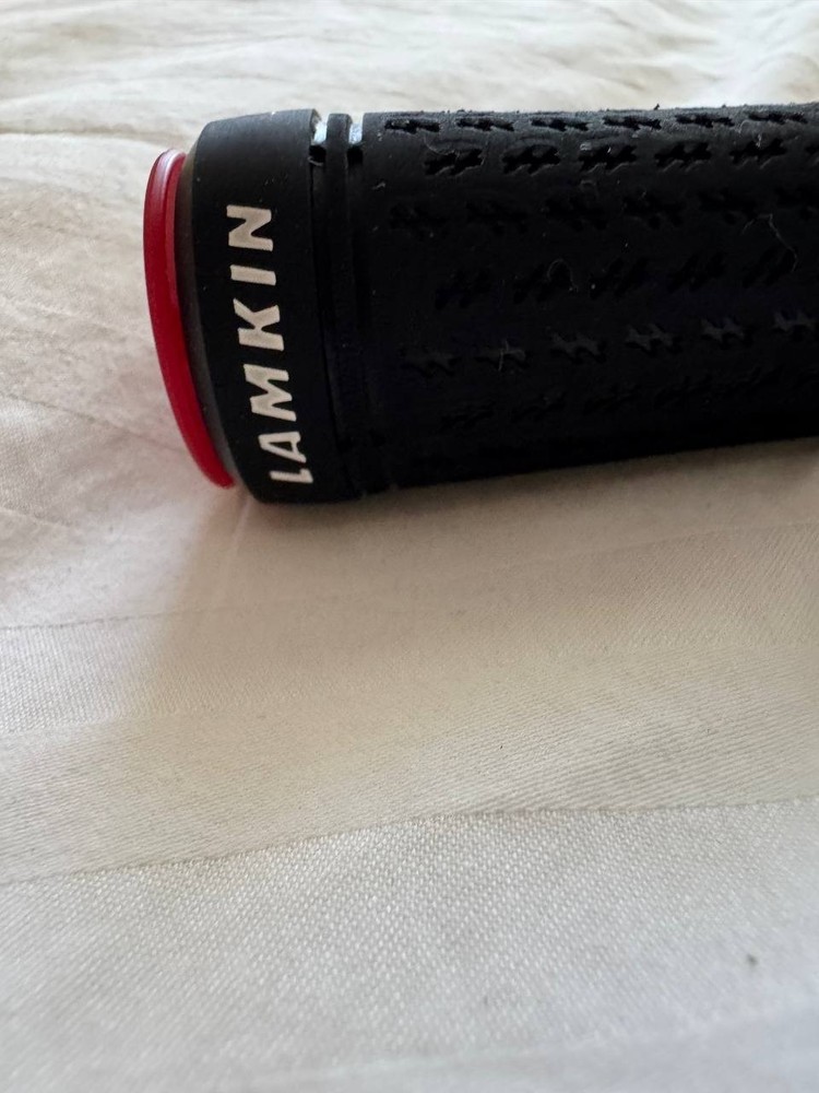True Temper AMT Black S300 S-Flex STD