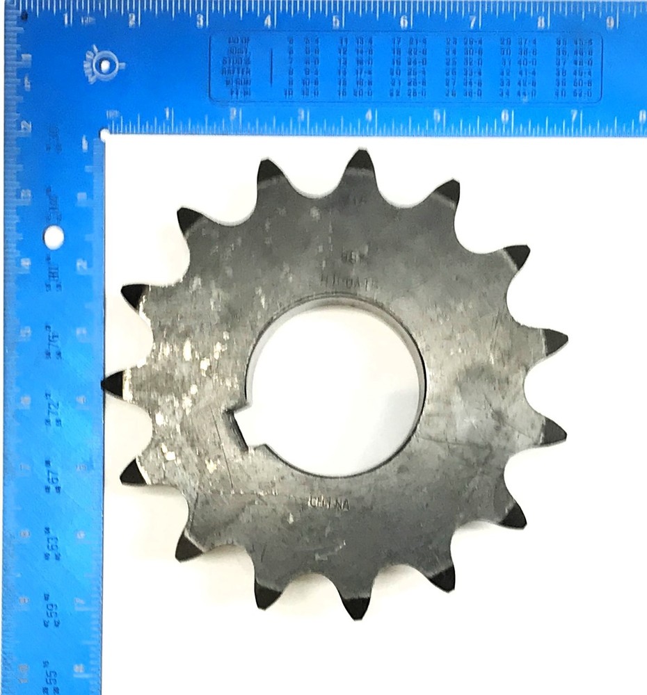 UST 2-1/2" Bore Roller Chain Sprocket W/ Keyway H100A15 USED