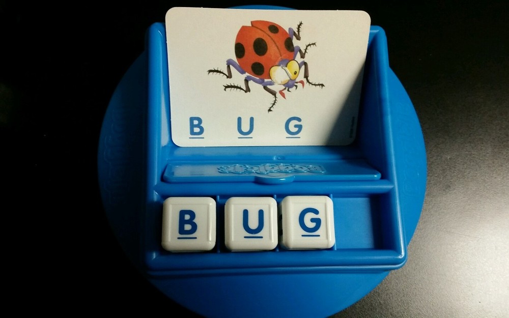 BOGGLE JR. YOUR PRESCHOOLER' FIRST BOGGLE GAME.