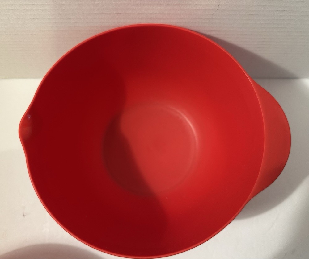 Farberware 2 Piece Prep and Mixing Plastic Bowl Set Red 3.5 Quart & 4.5 Quart