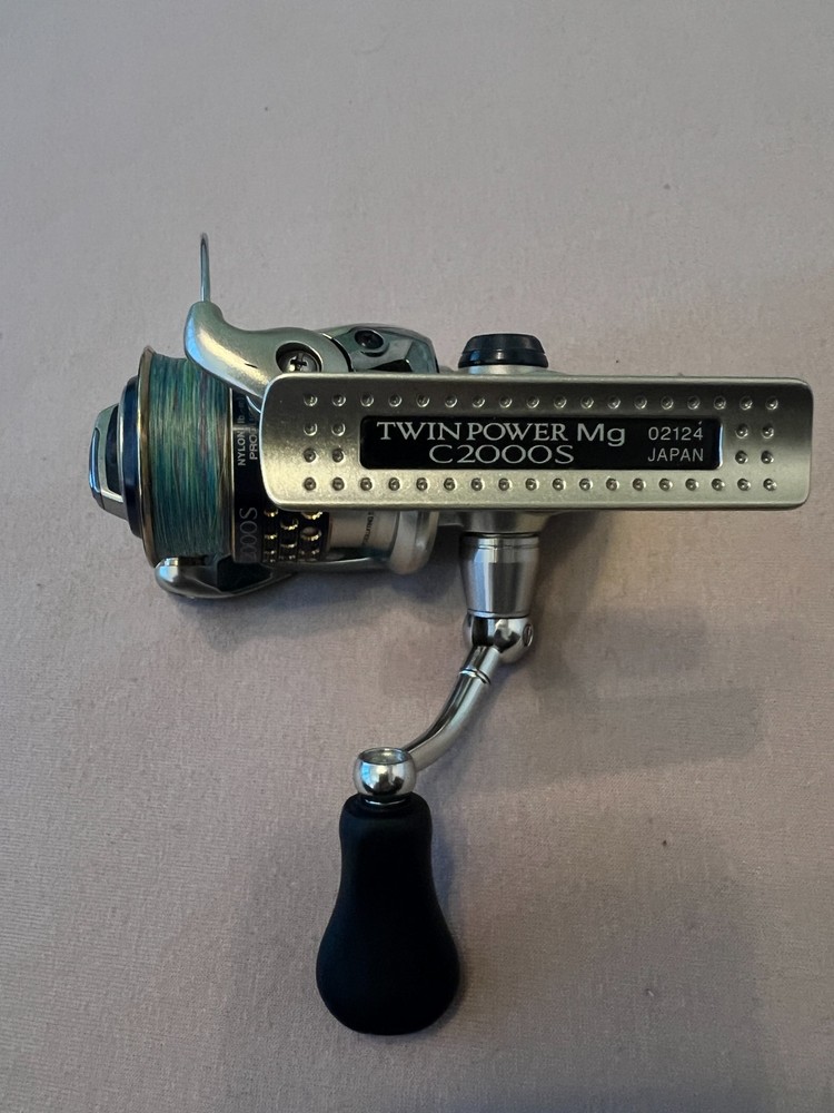 Shimano Twin power 06 MG C2000S