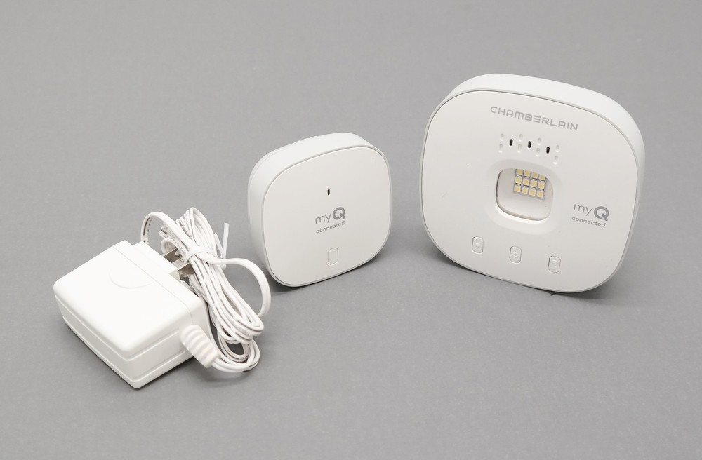Chamberlain myQ Smart Garage Control MyQ-G0401 - White
