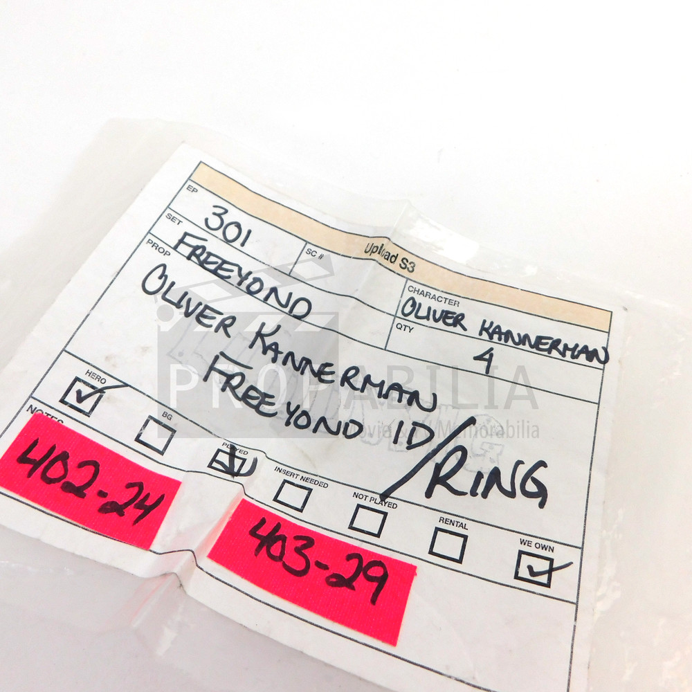 UPLOAD Kannerman Freeyond ID Ring S03E01 Original Prop (3046-1280)