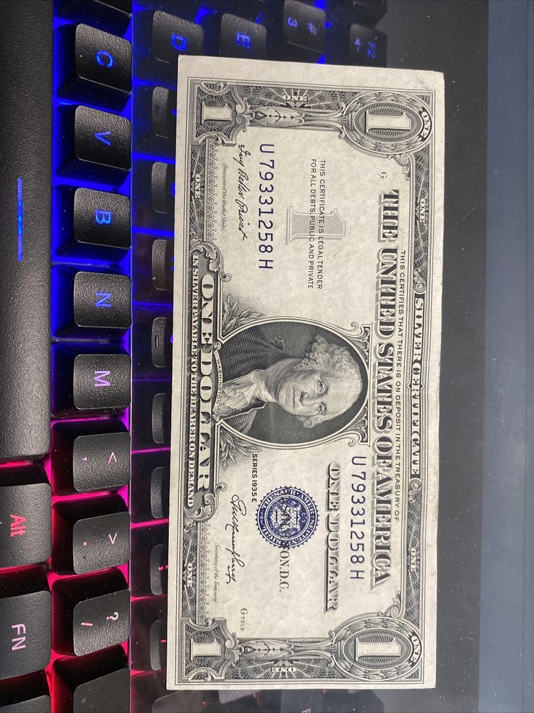 Huge Error 1935E Left Miscut/Misaligned $1 Silver Certificate UNC！RARE！！