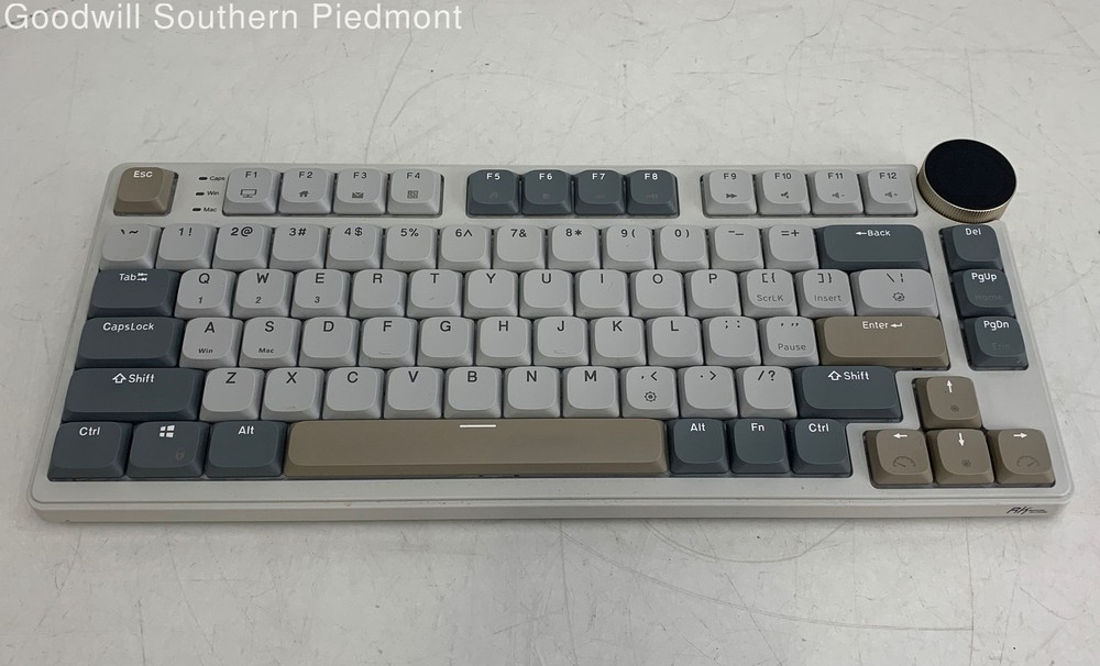 Royal Kludge N80 Bluetooth Low Profile Mechanical Keyboard - Tested