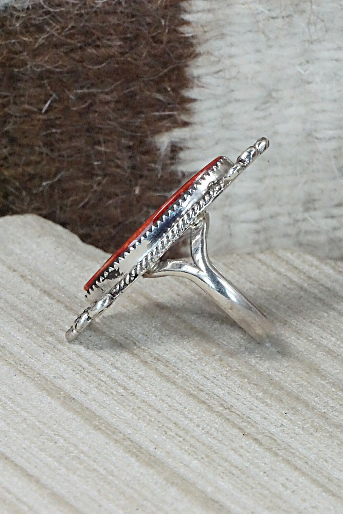 Spiny Oyster & Sterling Silver Ring - Selina Warner - Size 6.25