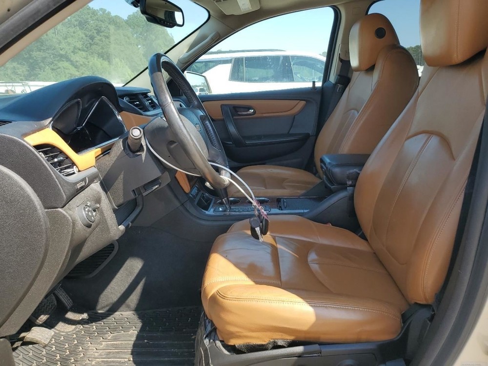 TRAVERSE 2013 Glove Box 4831846