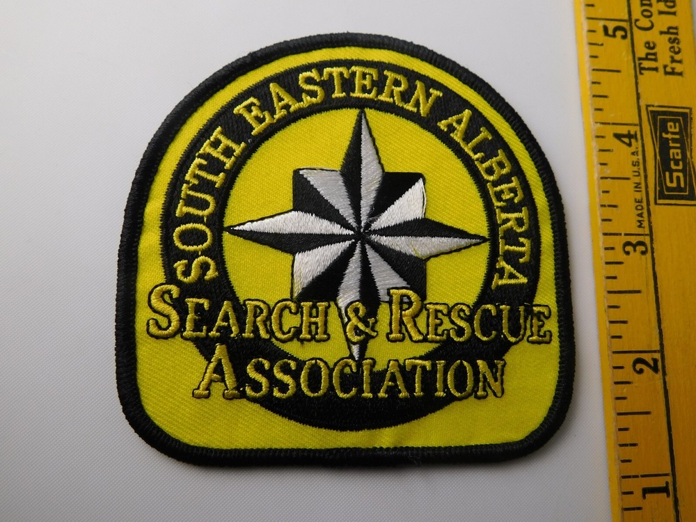 SOUTH EASTERN ALBERTA SEARCH & RESCUE ASSOC PATCH SHOULDER CREST EMS CANADA