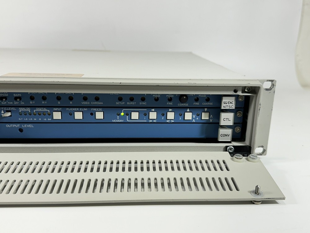 Yamashita Engineering YEM CVS-910 Scan Converter ~ Power On / UNTESTED