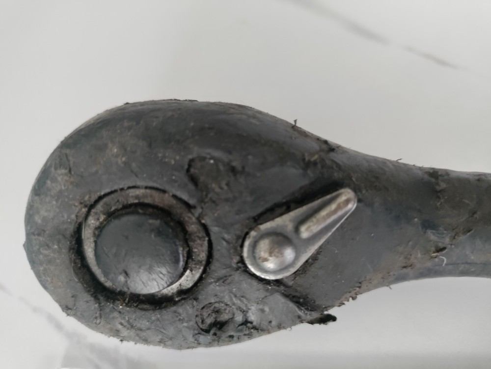 Ratchet Socket Wrench Quick Release Button USED Dirty Rubber Coating 🔥