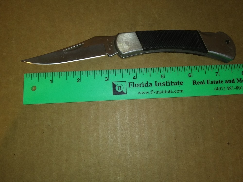 Vintage Sharp Model 425 Lockback Single Blade Folding Knife-Stainless-Black