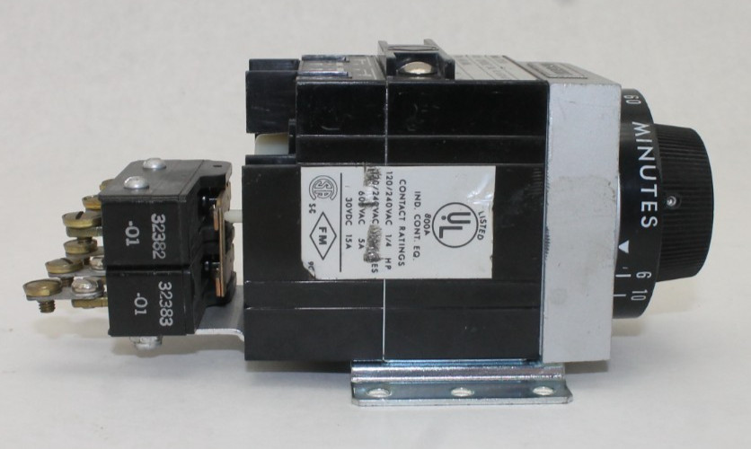 Agastat 7012AI Timing Relay