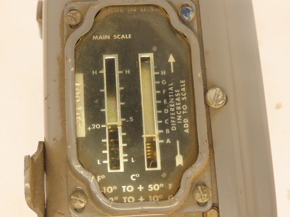 Honeywell T414A 1072 2 TEMPERATURE SWITCH CONTROLLER