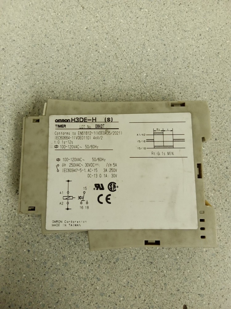 Omron H3DE-H(S) Timer Module 100-120VAC